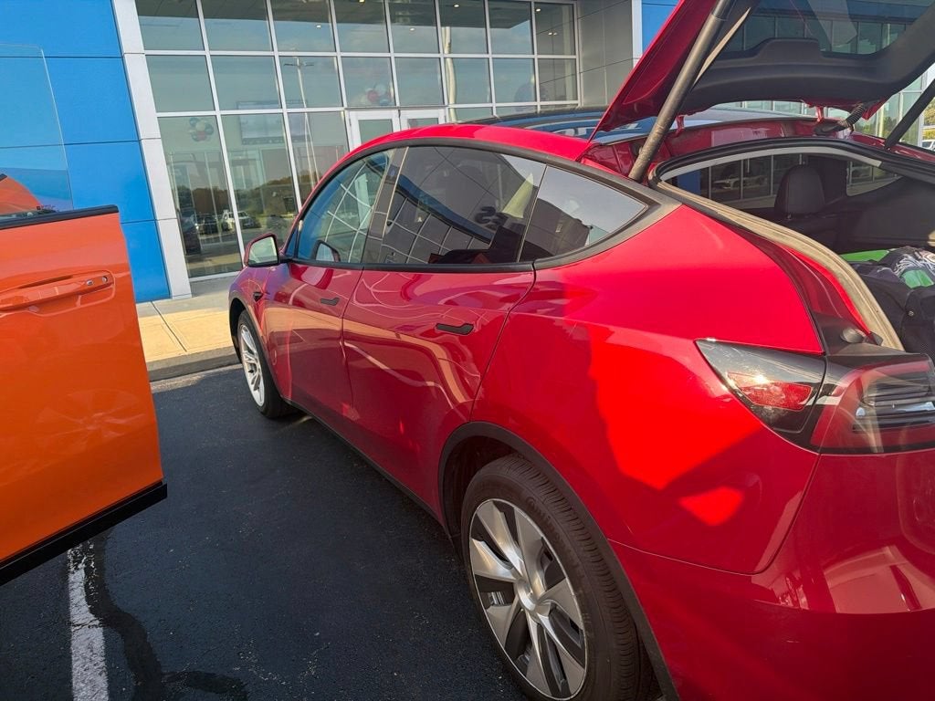 tesla model y 2023 7SAYGDEE3PF710017 image tesla model y 2023 7SAYGDEE3PF710017 image